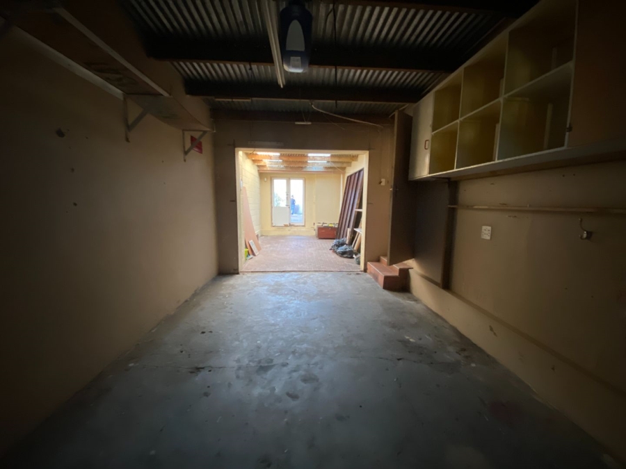 3 Bedroom Property for Sale in Wynberg Western Cape